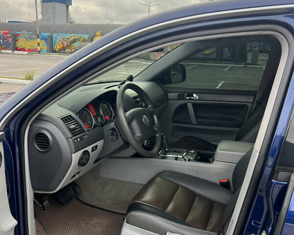 Синій Фольксваген Туарег, об'ємом двигуна 2.97 л та пробігом 236 тис. км за 11900 $, фото 15 на Automoto.ua