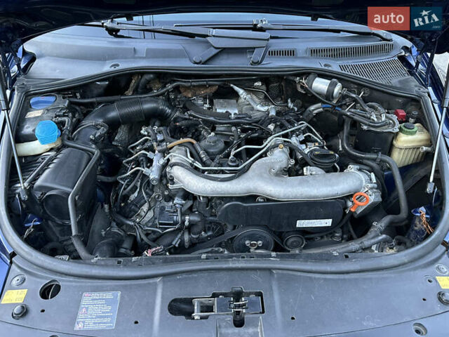 Синій Фольксваген Туарег, об'ємом двигуна 3 л та пробігом 306 тис. км за 12500 $, фото 18 на Automoto.ua