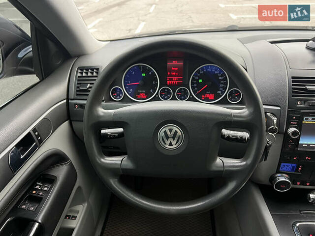 Синій Фольксваген Туарег, об'ємом двигуна 2.97 л та пробігом 236 тис. км за 11900 $, фото 24 на Automoto.ua