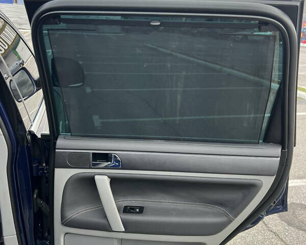 Синій Фольксваген Туарег, об'ємом двигуна 2.97 л та пробігом 236 тис. км за 11900 $, фото 30 на Automoto.ua