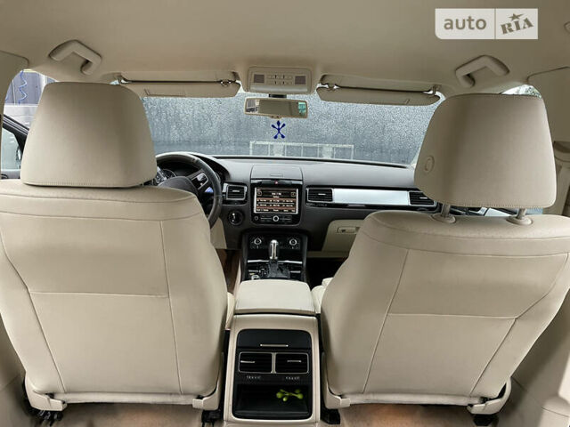 Синий Фольксваген Туарег, объемом двигателя 3 л и пробегом 201 тыс. км за 15500 $, фото 19 на Automoto.ua