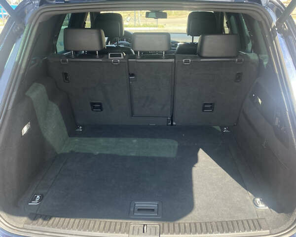 Синий Фольксваген Туарег, объемом двигателя 2.97 л и пробегом 249 тыс. км за 17300 $, фото 12 на Automoto.ua