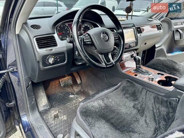 Синій Фольксваген Туарег, об'ємом двигуна 2.97 л та пробігом 243 тис. км за 14999 $, фото 25 на Automoto.ua