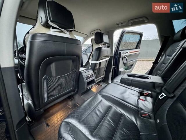 Синій Фольксваген Туарег, об'ємом двигуна 2.97 л та пробігом 243 тис. км за 14999 $, фото 28 на Automoto.ua