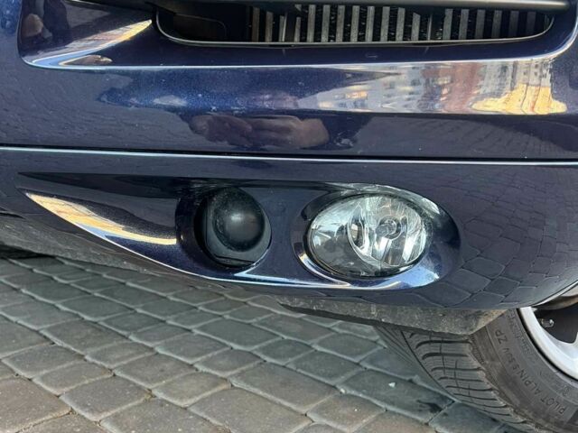 Синий Фольксваген Туарег, объемом двигателя 3 л и пробегом 317 тыс. км за 18000 $, фото 7 на Automoto.ua