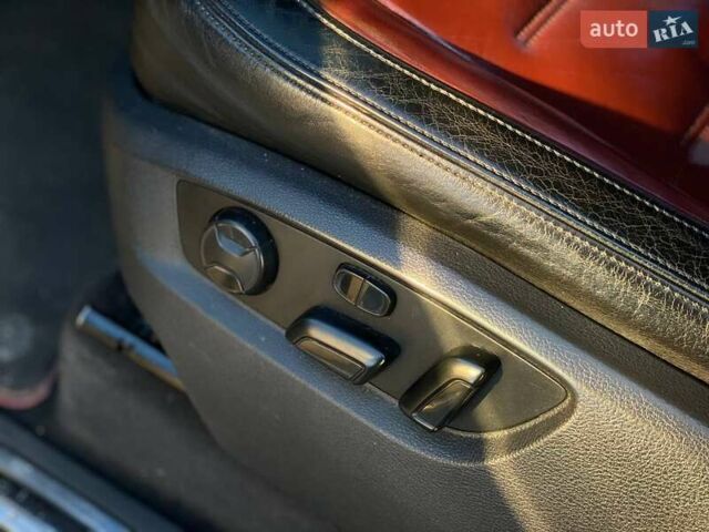 Синий Фольксваген Туарег, объемом двигателя 2.97 л и пробегом 370 тыс. км за 14600 $, фото 18 на Automoto.ua