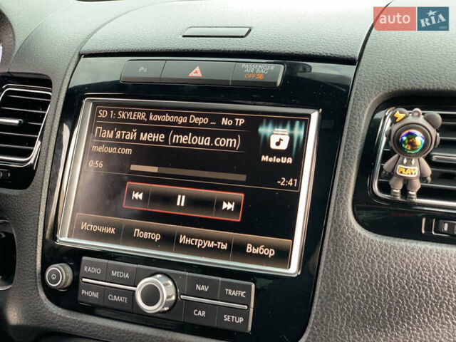 Синий Фольксваген Туарег, объемом двигателя 3 л и пробегом 210 тыс. км за 20999 $, фото 40 на Automoto.ua