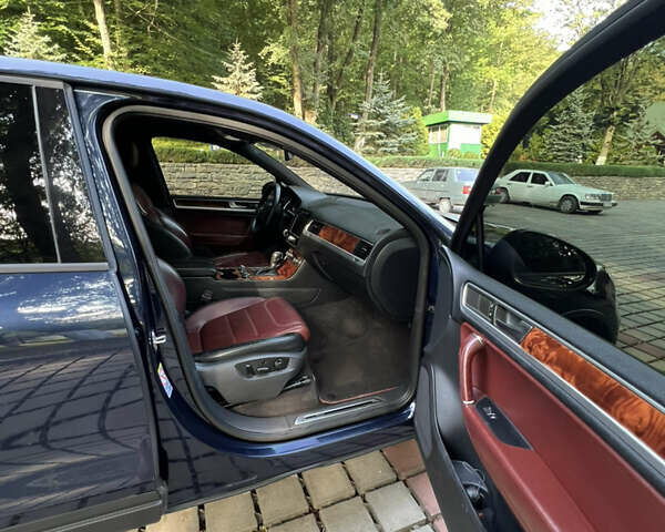 Синій Фольксваген Туарег, об'ємом двигуна 2.97 л та пробігом 360 тис. км за 14900 $, фото 28 на Automoto.ua