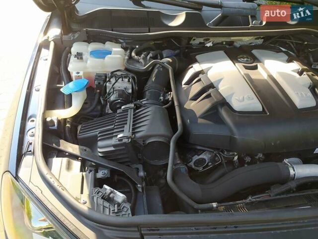 Синий Фольксваген Туарег, объемом двигателя 3 л и пробегом 195 тыс. км за 21000 $, фото 66 на Automoto.ua