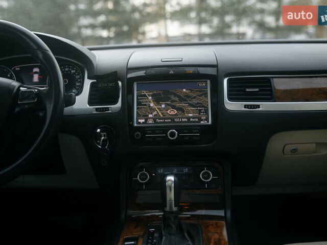 Синий Фольксваген Туарег, объемом двигателя 2.97 л и пробегом 241 тыс. км за 16500 $, фото 21 на Automoto.ua