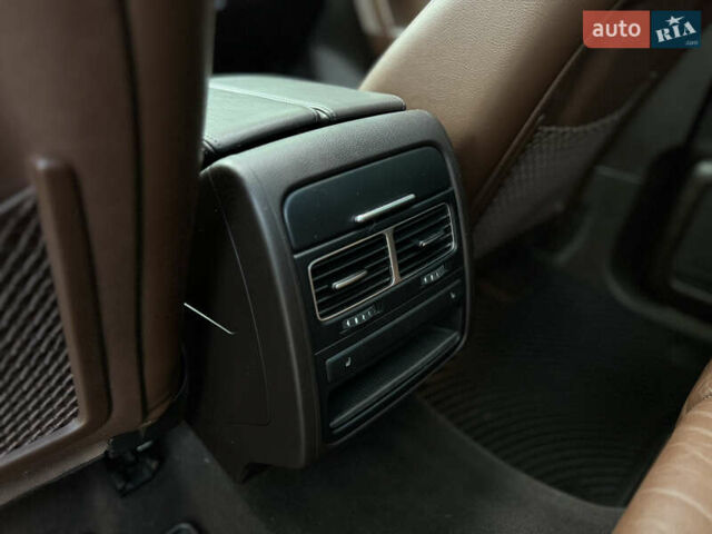 Синий Фольксваген Туарег, объемом двигателя 2.97 л и пробегом 272 тыс. км за 16200 $, фото 21 на Automoto.ua