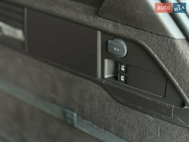 Синий Фольксваген Туарег, объемом двигателя 2.97 л и пробегом 272 тыс. км за 16200 $, фото 26 на Automoto.ua