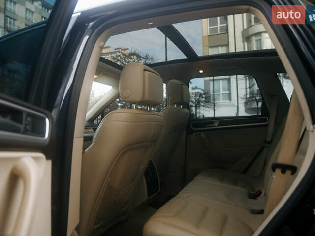 Синий Фольксваген Туарег, объемом двигателя 2.97 л и пробегом 241 тыс. км за 16500 $, фото 14 на Automoto.ua