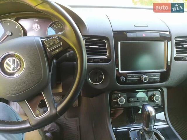 Синий Фольксваген Туарег, объемом двигателя 3 л и пробегом 195 тыс. км за 21000 $, фото 19 на Automoto.ua