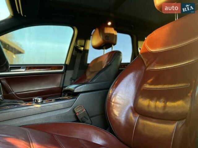 Синий Фольксваген Туарег, объемом двигателя 2.97 л и пробегом 370 тыс. км за 14600 $, фото 19 на Automoto.ua