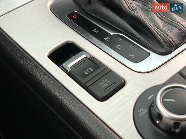 Синий Фольксваген Туарег, объемом двигателя 3 л и пробегом 210 тыс. км за 20999 $, фото 55 на Automoto.ua