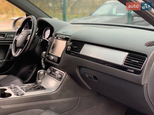 Синий Фольксваген Туарег, объемом двигателя 3 л и пробегом 210 тыс. км за 20999 $, фото 34 на Automoto.ua