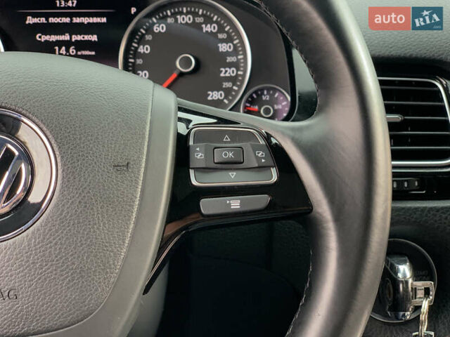 Синий Фольксваген Туарег, объемом двигателя 3 л и пробегом 210 тыс. км за 20999 $, фото 49 на Automoto.ua