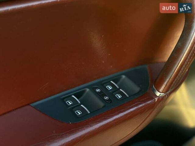 Синий Фольксваген Туарег, объемом двигателя 2.97 л и пробегом 370 тыс. км за 14600 $, фото 17 на Automoto.ua