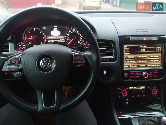 Синий Фольксваген Туарег, объемом двигателя 3 л и пробегом 195 тыс. км за 21000 $, фото 75 на Automoto.ua