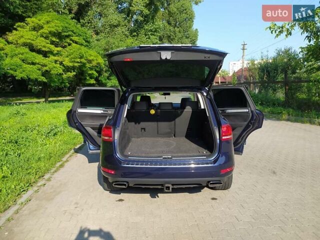 Синий Фольксваген Туарег, объемом двигателя 3 л и пробегом 195 тыс. км за 21000 $, фото 72 на Automoto.ua