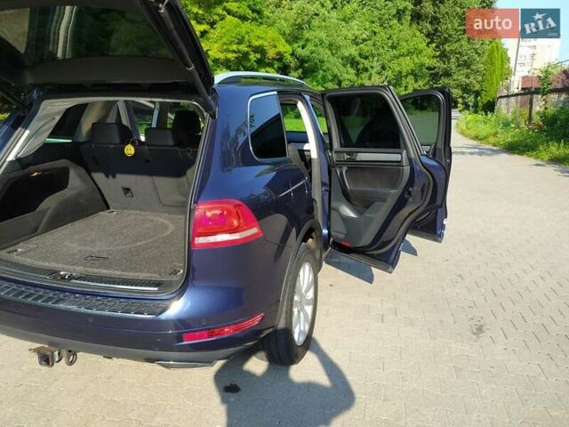 Синий Фольксваген Туарег, объемом двигателя 3 л и пробегом 195 тыс. км за 21000 $, фото 5 на Automoto.ua