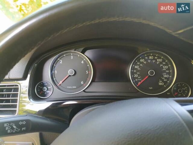 Синий Фольксваген Туарег, объемом двигателя 3 л и пробегом 195 тыс. км за 21000 $, фото 16 на Automoto.ua