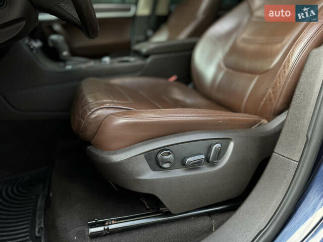 Синий Фольксваген Туарег, объемом двигателя 2.97 л и пробегом 272 тыс. км за 16200 $, фото 17 на Automoto.ua