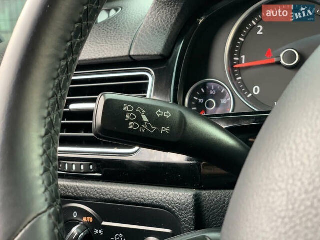 Синий Фольксваген Туарег, объемом двигателя 3 л и пробегом 210 тыс. км за 20999 $, фото 50 на Automoto.ua