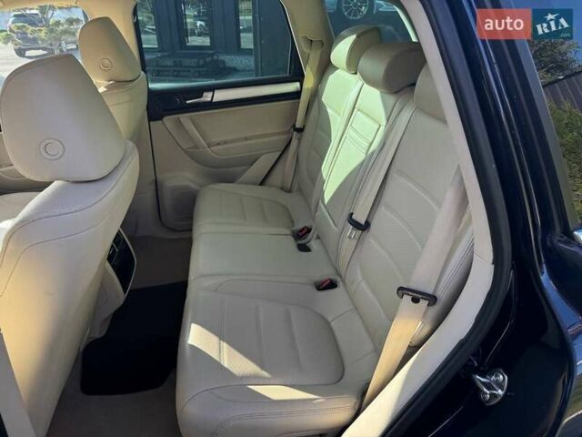 Синий Фольксваген Туарег, объемом двигателя 2.97 л и пробегом 236 тыс. км за 17500 $, фото 11 на Automoto.ua