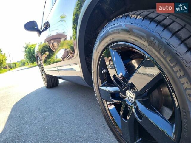 Синий Фольксваген Туарег, объемом двигателя 2.97 л и пробегом 221 тыс. км за 21400 $, фото 37 на Automoto.ua