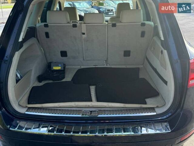 Синий Фольксваген Туарег, объемом двигателя 2.97 л и пробегом 236 тыс. км за 17500 $, фото 31 на Automoto.ua