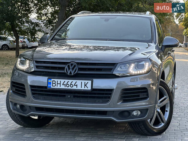 Синій Фольксваген Туарег, об'ємом двигуна 2.97 л та пробігом 244 тис. км за 21500 $, фото 5 на Automoto.ua
