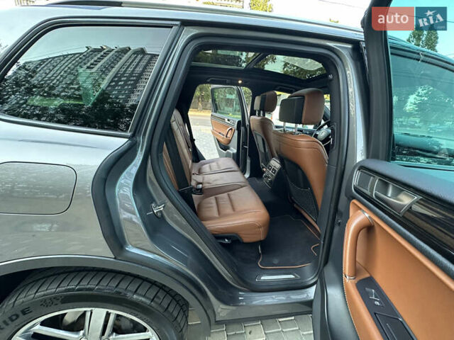 Синій Фольксваген Туарег, об'ємом двигуна 2.97 л та пробігом 244 тис. км за 21500 $, фото 56 на Automoto.ua