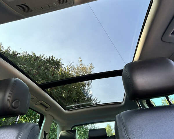 Синий Фольксваген Туарег, объемом двигателя 3.6 л и пробегом 260 тыс. км за 14100 $, фото 4 на Automoto.ua