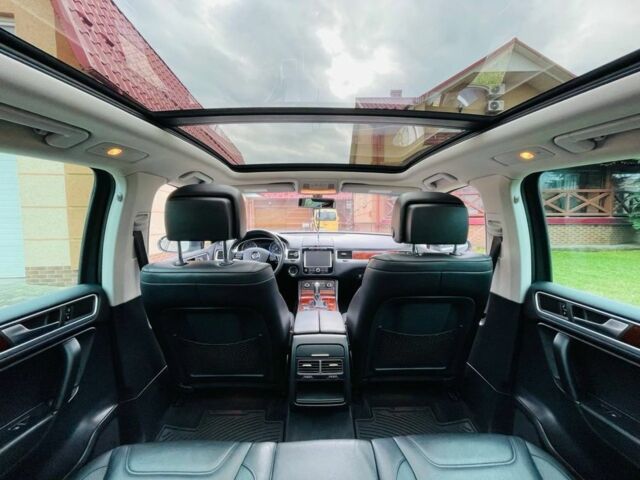 Синий Фольксваген Туарег, объемом двигателя 3 л и пробегом 280 тыс. км за 16600 $, фото 6 на Automoto.ua