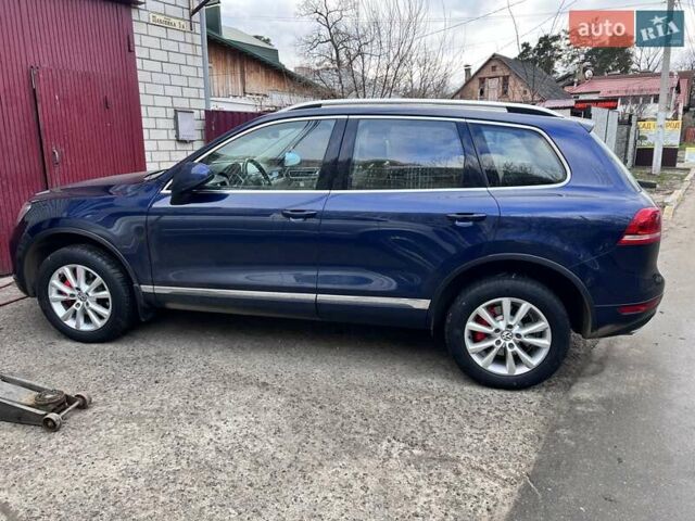 Синий Фольксваген Туарег, объемом двигателя 2.97 л и пробегом 374 тыс. км за 18900 $, фото 5 на Automoto.ua