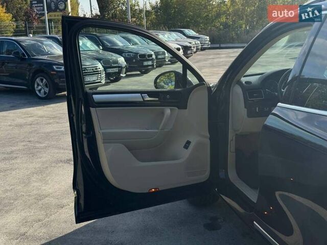 Синий Фольксваген Туарег, объемом двигателя 2.97 л и пробегом 236 тыс. км за 17500 $, фото 22 на Automoto.ua