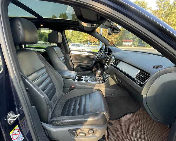 Синій Фольксваген Туарег, об'ємом двигуна 2.97 л та пробігом 335 тис. км за 17999 $, фото 15 на Automoto.ua