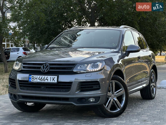 Синій Фольксваген Туарег, об'ємом двигуна 2.97 л та пробігом 244 тис. км за 21500 $, фото 1 на Automoto.ua