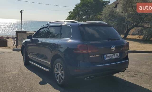Синий Фольксваген Туарег, объемом двигателя 2.97 л и пробегом 325 тыс. км за 21500 $, фото 1 на Automoto.ua