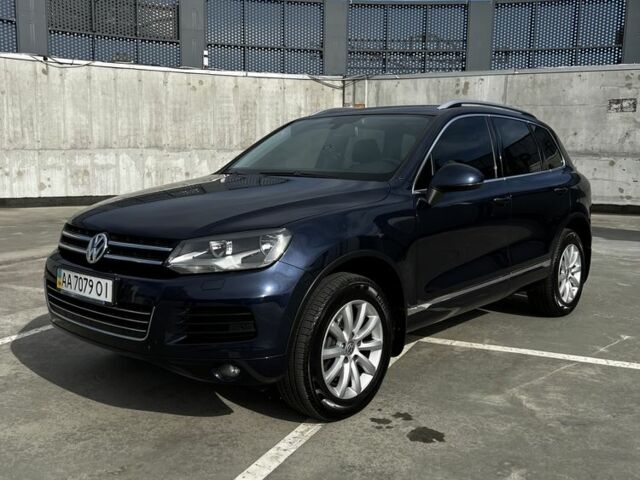 Синій Фольксваген Туарег, об'ємом двигуна 3 л та пробігом 192 тис. км за 21500 $, фото 2 на Automoto.ua