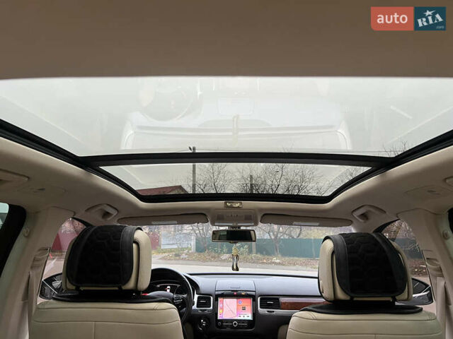 Синий Фольксваген Туарег, объемом двигателя 2.97 л и пробегом 257 тыс. км за 17850 $, фото 13 на Automoto.ua