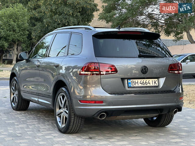 Синій Фольксваген Туарег, об'ємом двигуна 2.97 л та пробігом 244 тис. км за 21500 $, фото 13 на Automoto.ua