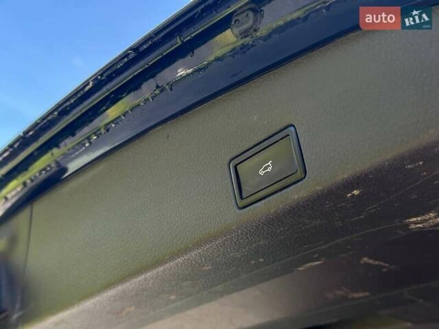 Синий Фольксваген Туарег, объемом двигателя 2.97 л и пробегом 236 тыс. км за 17500 $, фото 30 на Automoto.ua