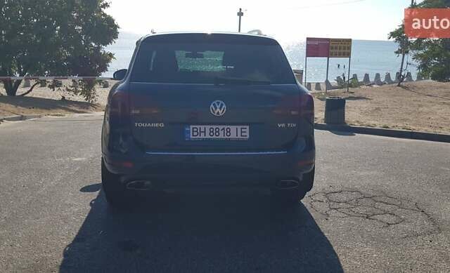 Синий Фольксваген Туарег, объемом двигателя 2.97 л и пробегом 325 тыс. км за 21500 $, фото 4 на Automoto.ua