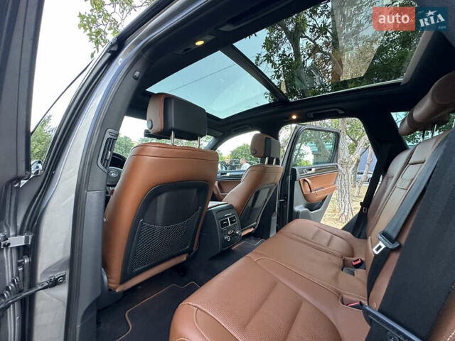 Синій Фольксваген Туарег, об'ємом двигуна 2.97 л та пробігом 244 тис. км за 21500 $, фото 50 на Automoto.ua