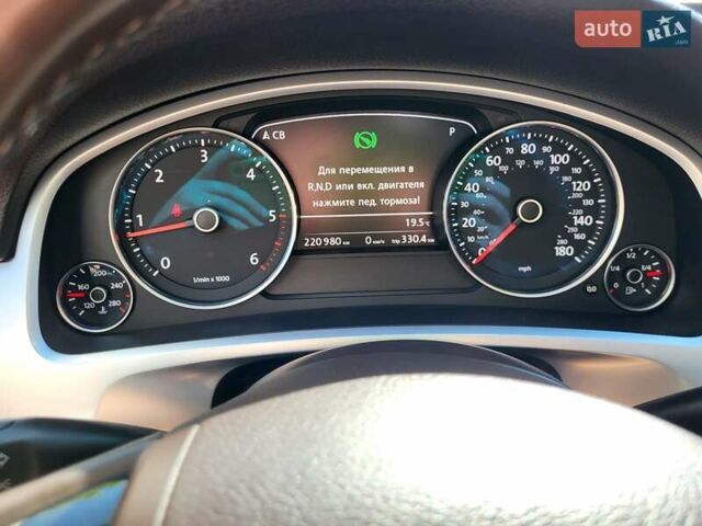 Синий Фольксваген Туарег, объемом двигателя 2.97 л и пробегом 221 тыс. км за 21400 $, фото 29 на Automoto.ua