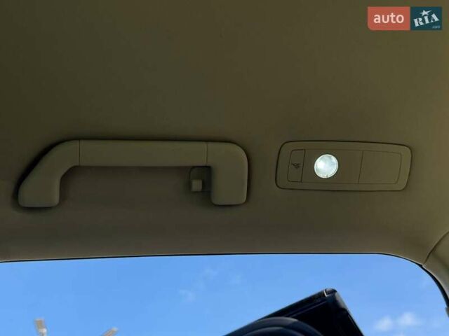 Синий Фольксваген Туарег, объемом двигателя 2.97 л и пробегом 236 тыс. км за 17500 $, фото 8 на Automoto.ua