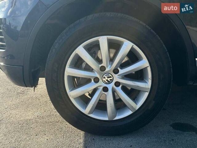 Синий Фольксваген Туарег, объемом двигателя 2.97 л и пробегом 236 тыс. км за 17500 $, фото 26 на Automoto.ua